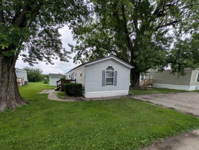 Photo 2 of 26 of home located at 110 Country Elms Est. Galesburg, IL 61401