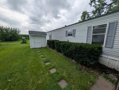 Photo 4 of 26 of home located at 110 Country Elms Est. Galesburg, IL 61401