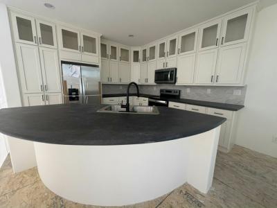 Photo 3 of 10 of home located at 3301 S. Goldfield Road #5085 Apache Junction, AZ 85119