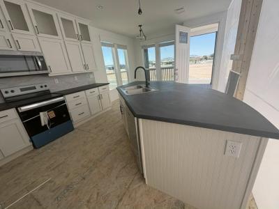 Photo 4 of 10 of home located at 3301 S. Goldfield Road #5085 Apache Junction, AZ 85119