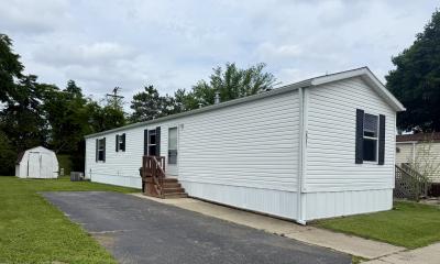 Mobile Home at 2031 Shirewood Dr #260 Shelby Township, MI 48317
