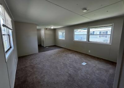 Photo 2 of 7 of home located at 81 Country Elms Est. Galesburg, IL 61401