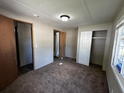 Photo 4 of 7 of home located at 81 Country Elms Est. Galesburg, IL 61401