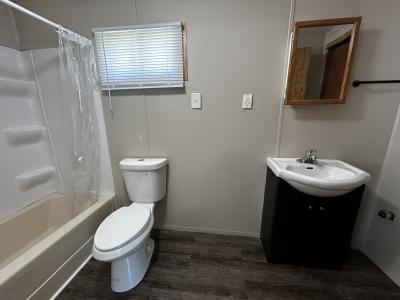 Photo 5 of 7 of home located at 81 Country Elms Est. Galesburg, IL 61401