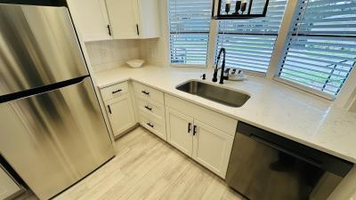 Photo 5 of 19 of home located at 8939 W Forest View Drive Homosassa, FL 34448