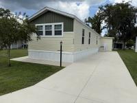 2020 Champion RH2723E7216 Mobile Home