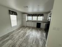 2020 Champion RH2723E7216 Mobile Home