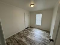 2020 Champion RH2723E7216 Mobile Home