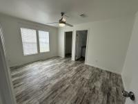 2020 Champion RH2723E7216 Mobile Home