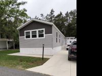 2020 Champion RH2703D7016 Mobile Home