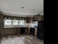 2020 Champion RH2703D7016 Mobile Home