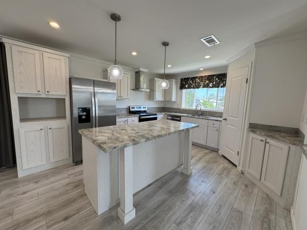 2023 SIG4523E  Home