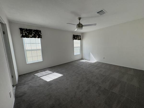 2023 SIG4523E  Home
