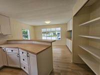 1978 Holly Park RES25940 Mobile Home