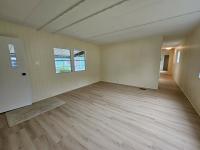1978 Holly Park RES25940 Mobile Home