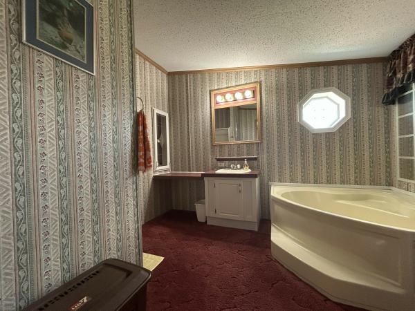 1998 Redman A141 Mobile Home