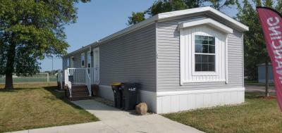 Photo 5 of 5 of home located at 124 Kingsway Dr North Mankato, MN 56003