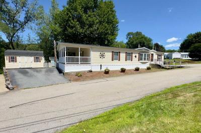 Photo 2 of 32 of home located at 2 Breezy Bend Auburn, MA 01501