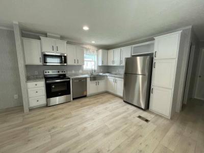 Mobile Home at 6106 London Groveport Rd Grove City, OH 43123