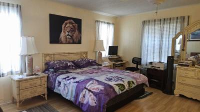 Photo 5 of 8 of home located at 7000 20th St, Lot 799 Vero Beach, FL 32966