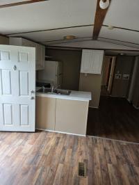 2000 Clayton 1 + 1 Mobile Home