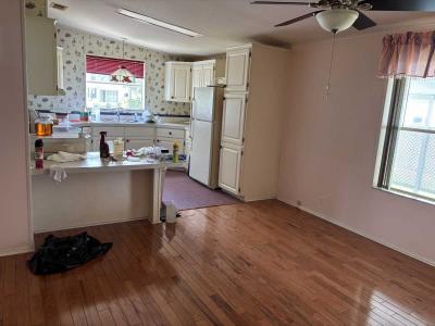 Photo 3 of 8 of home located at 1029 Robin Dr Deland, FL 32724