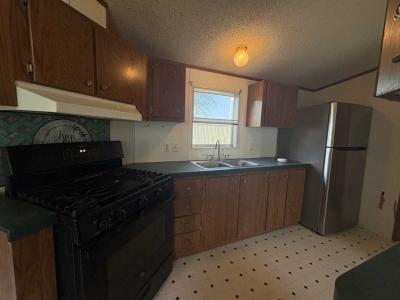 Mobile Home at 641 W Walnut St 16 Oglesby, IL 61348