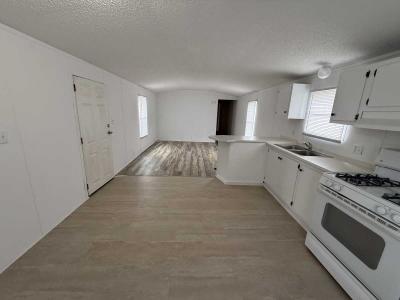 Photo 2 of 9 of home located at 1712 S. Dixie Hwy #1 Crete, IL 60417
