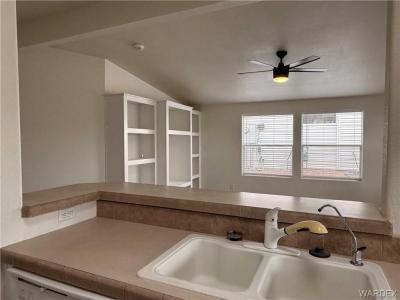 Photo 5 of 17 of home located at 2350 Adobe Road #106 Bullhead City, AZ 86442