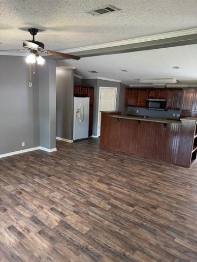 Photo 2 of 25 of home located at 101 Fonda St Paradis, LA 70080