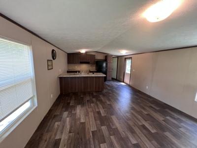 Photo 2 of 14 of home located at 302 Autumn Ln Lot 37 Jasper, AL 35504