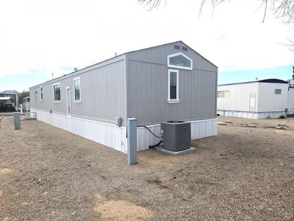 1987 Schult Manufactured Home