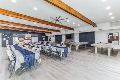 Photo 4 of 27 of home located at 10810 N. 91st Ave. #074 Peoria, AZ 85345