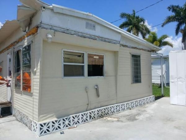 Photo 1 of 1 of home located at 6515 15th Street East #B02 Sarasota, FL 34243