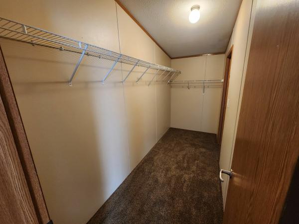 2005 Skyline Woodfield Mobile Home