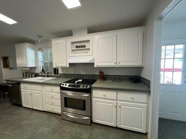 2005 Jacobsen HS Manufactured Home