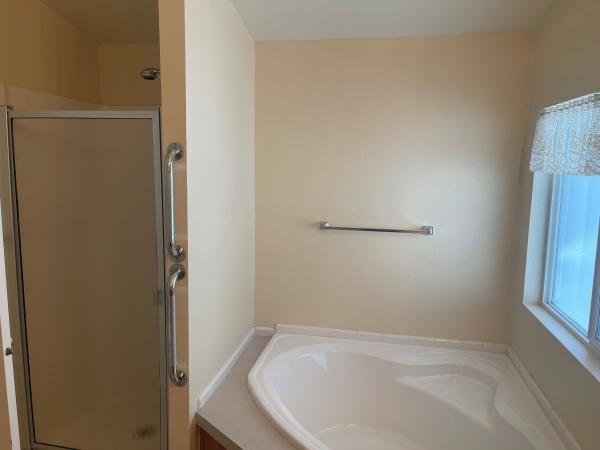 2002 Fleetwood 4513B Mobile Home