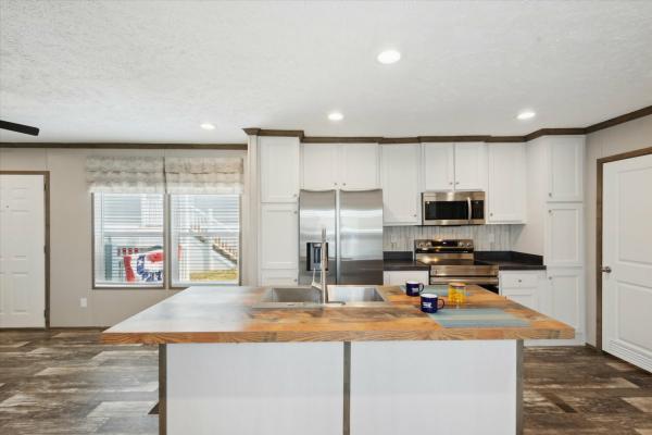 2025 Clayton JW81 Peyton  Home