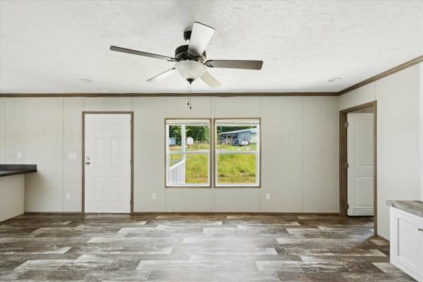2025 Clayton JW82 Grand Living  Home