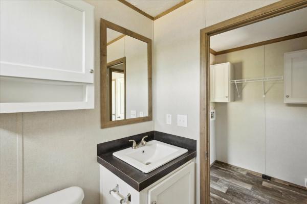 2025 Clayton JW82 Grand Living  Home