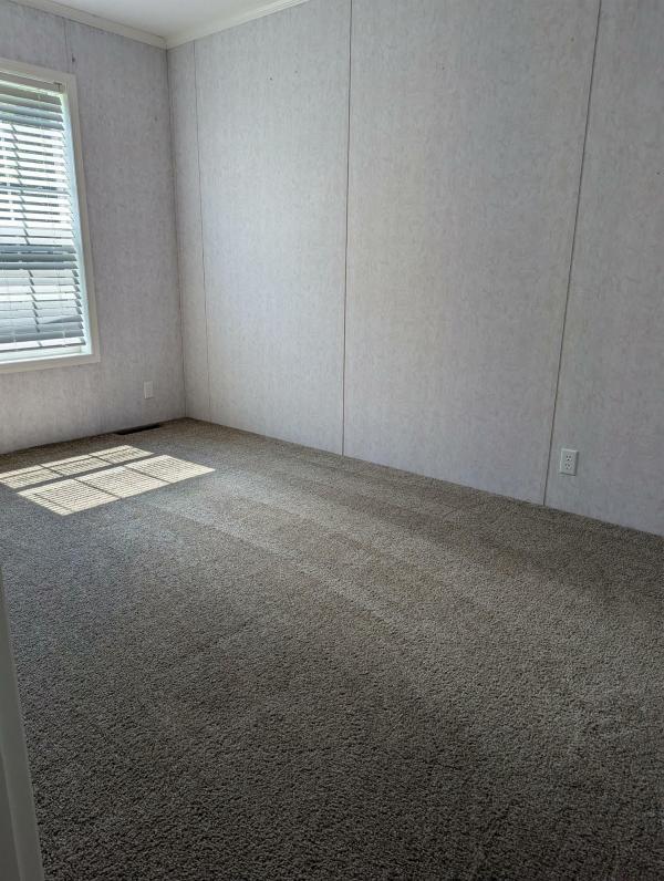 2021 Champion - Redman 9 NWD-A-25201  Home