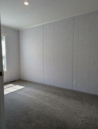 2021 Champion - Redman 9 NWD-A-25201  Home