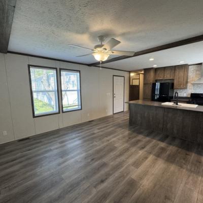 Photo 4 of 16 of home located at 9901 State Road 3 #0014 Muncie, IN 47303