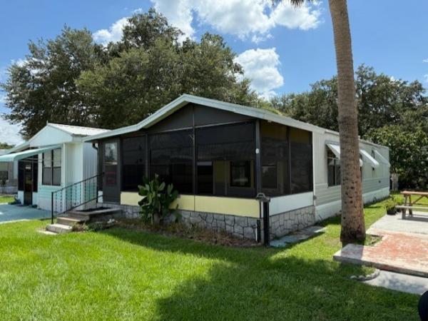 1990 HS  Home