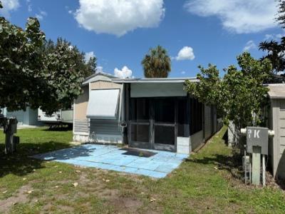 Photo 3 of 7 of home located at 900 Aqua Isle Blvd., # J31 Labelle, FL 33935
