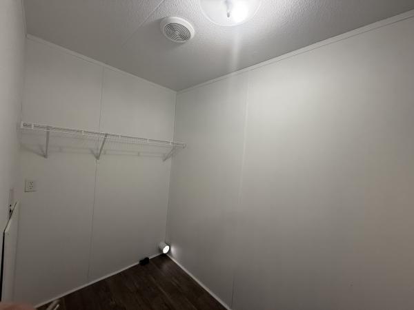 2017 10-RM1668A  Home