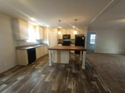 Mobile Home at 2007 Cottonwood Ct. Lot 207 Columbus, MI 48063