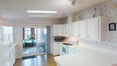 Photo 4 of 26 of home located at 145Begonia Terrace Parrish, FL 34219