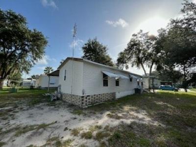Photo 5 of 17 of home located at 452 Carnation Drive Fruitland Park, FL 34731