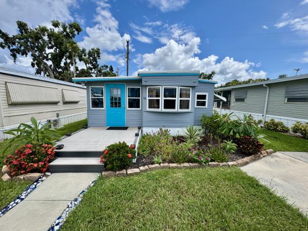 Photo 1 of 2 of home located at 69 Orange Grove Way Palmetto, FL 34221